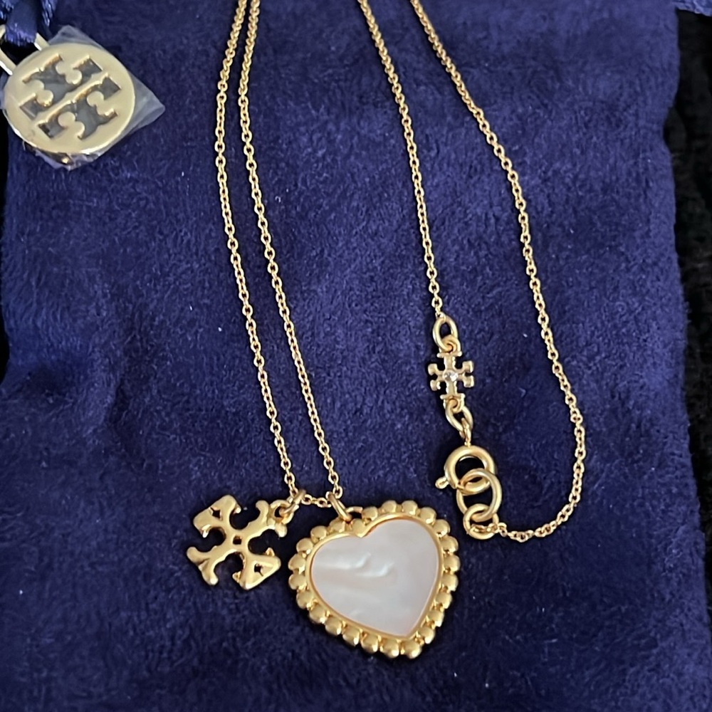 💛Tory Burch Heart & Charm Pendant Necklace!